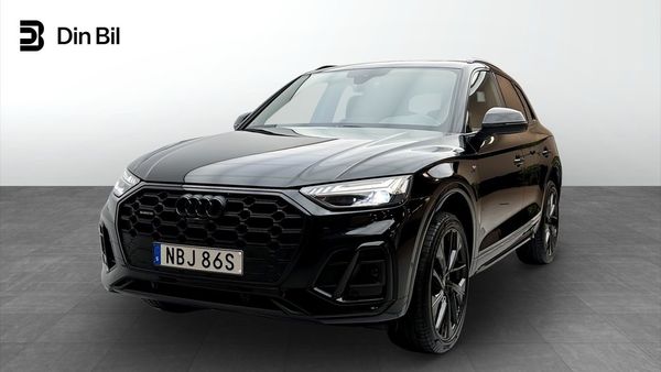 Audi Q5 40 TDI 204HK S-Line PANO Black Optik - 2025