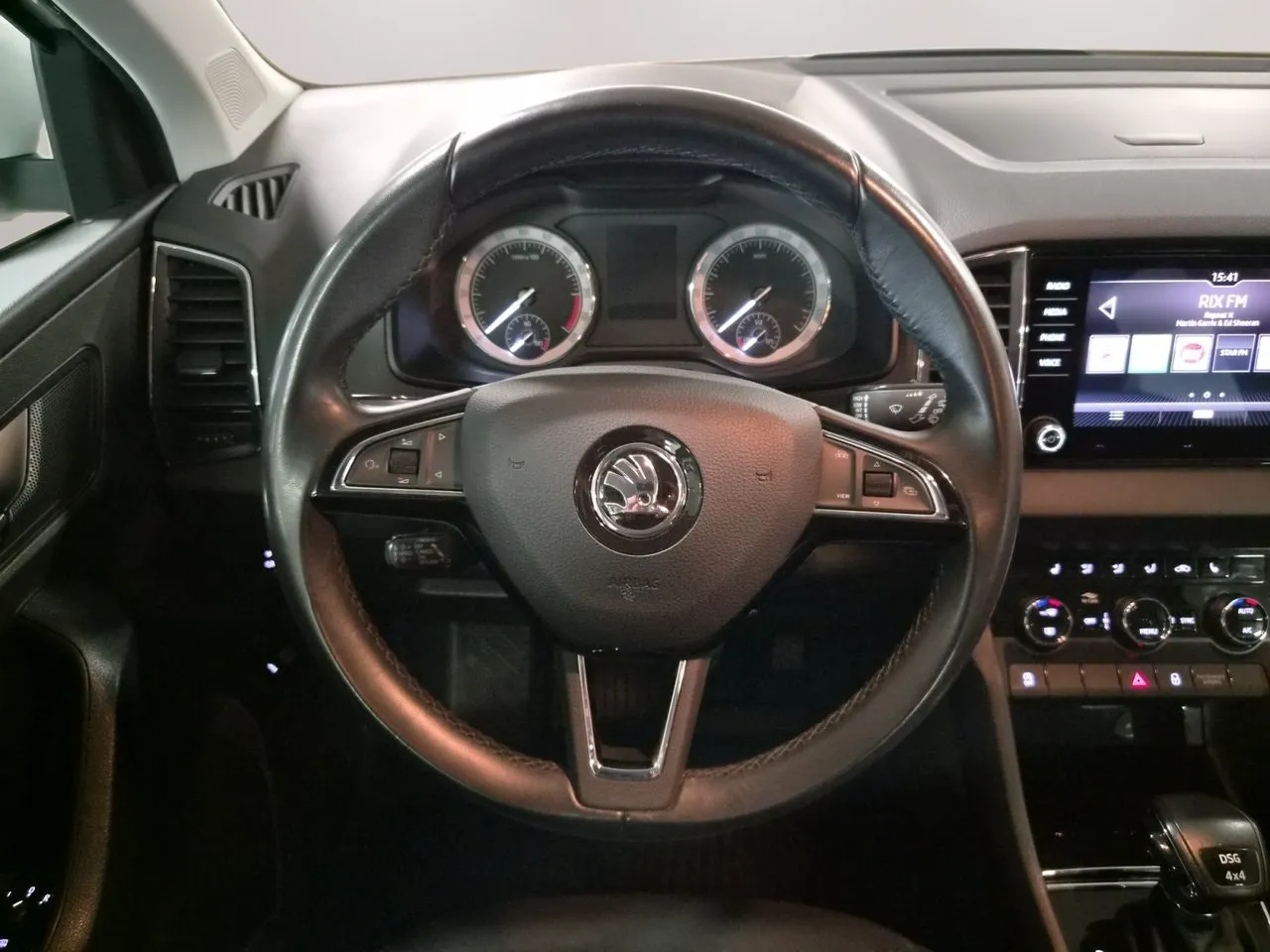 Vehicle image 14