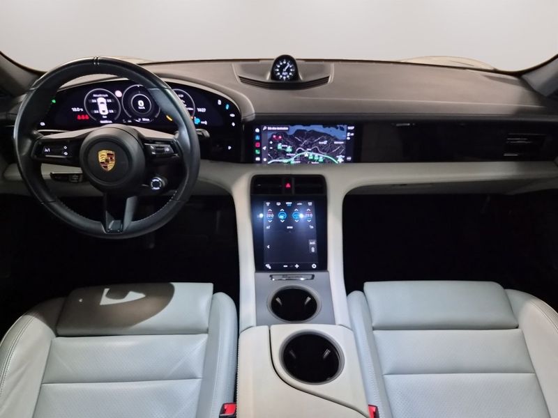 Porsche Taycan bild 15