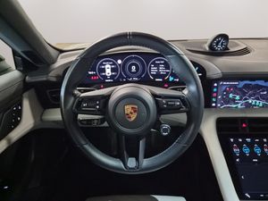 Porsche Taycan bild 17