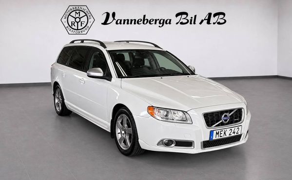 Volvo V70 D4 Geartronic R-Design Dynamic Edition Euro 5 - 2013