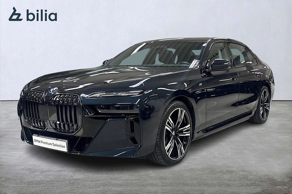 BMW i7 xDrive60 xDrive 60 M-Sport Pro | Individual | TV | B&W | Head-Up - 2025
