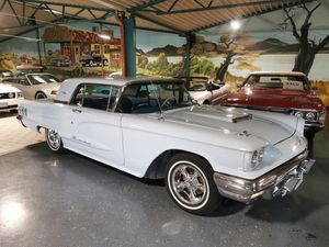 Ford Thunderbird bild 4