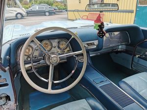 Ford Thunderbird bild 5