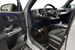 Mercedes GLB220 bild 8