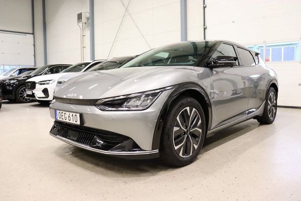 Kia EV6 77.4 kWh AWD Godkänd 360° Läder Navi 325hk - 2023