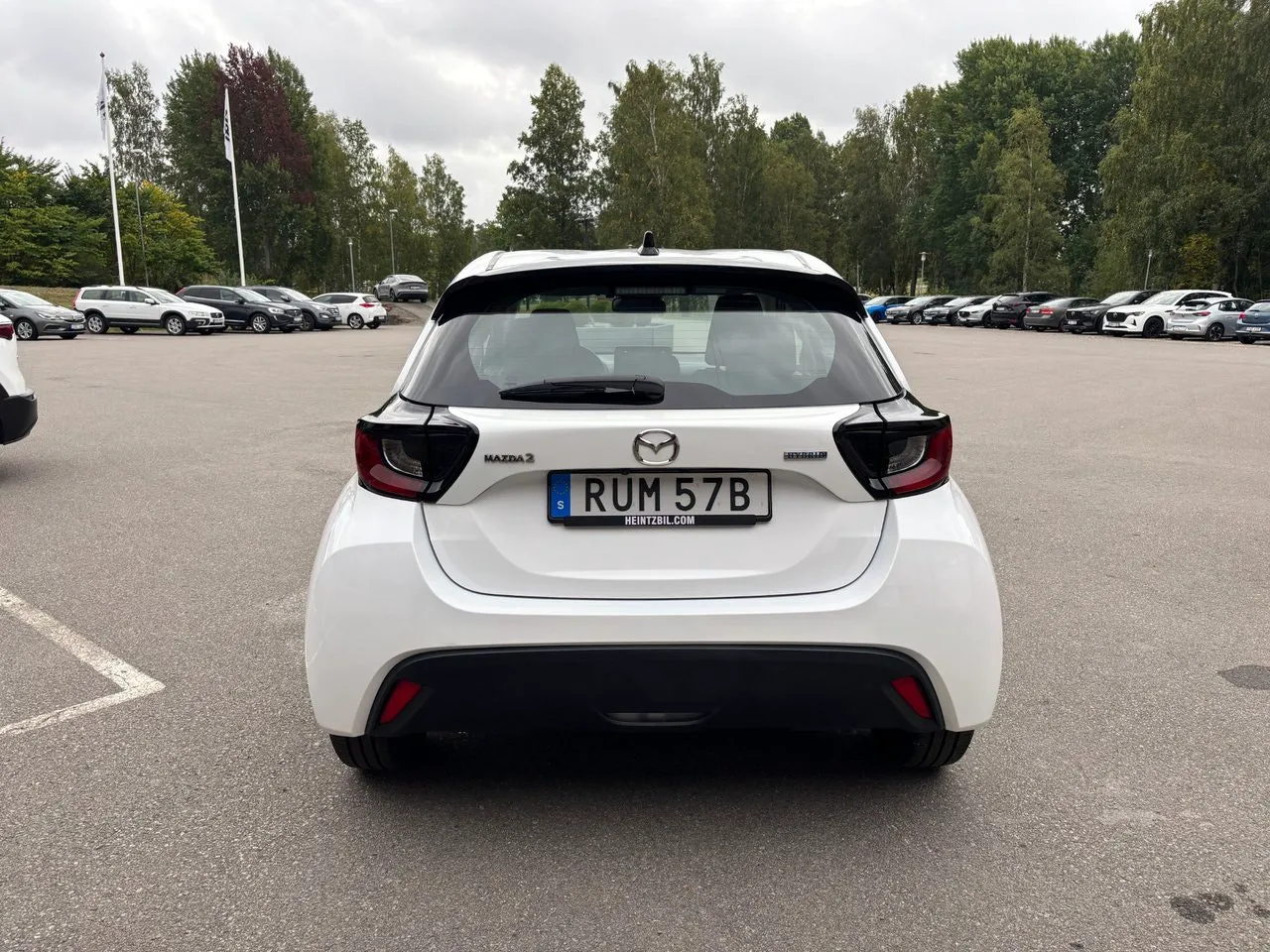 Vehicle image 3