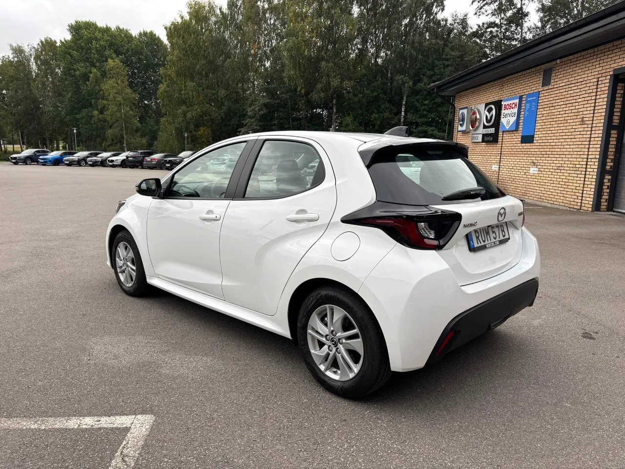 Vehicle image 2