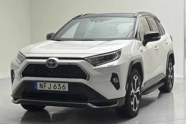 Toyota RAV4 2.5 Plug-in Hybrid AWDi (306hk) - 2021