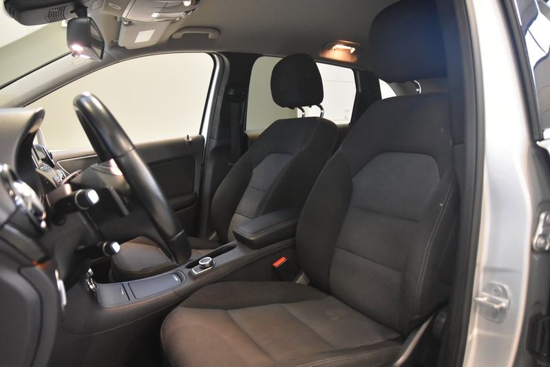 Mercedes B200 bild 7
