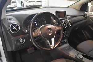 Mercedes B200 bild 6