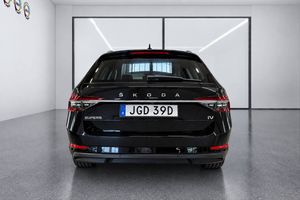 Skoda Superb bild 6