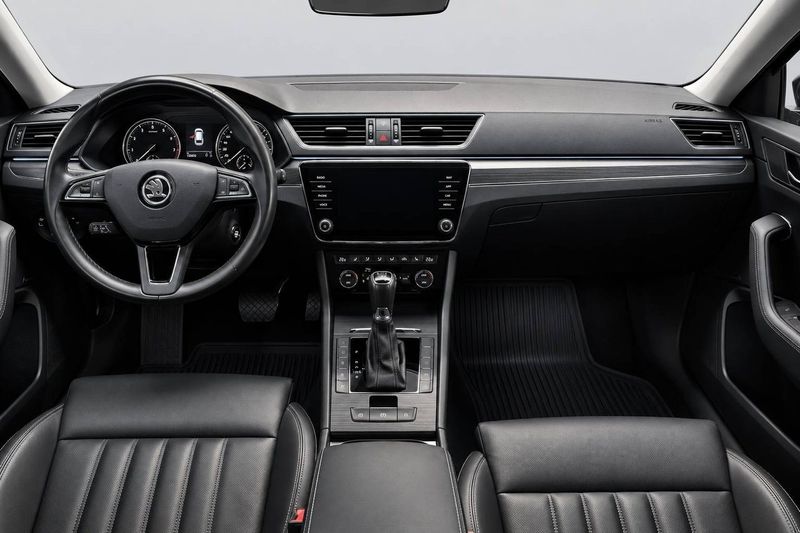 Skoda Superb bild 15