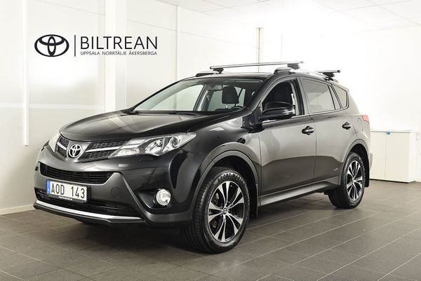Toyota RAV4 2.0 AWD Active Style Drag Backkamera M&K-Värm - 2014