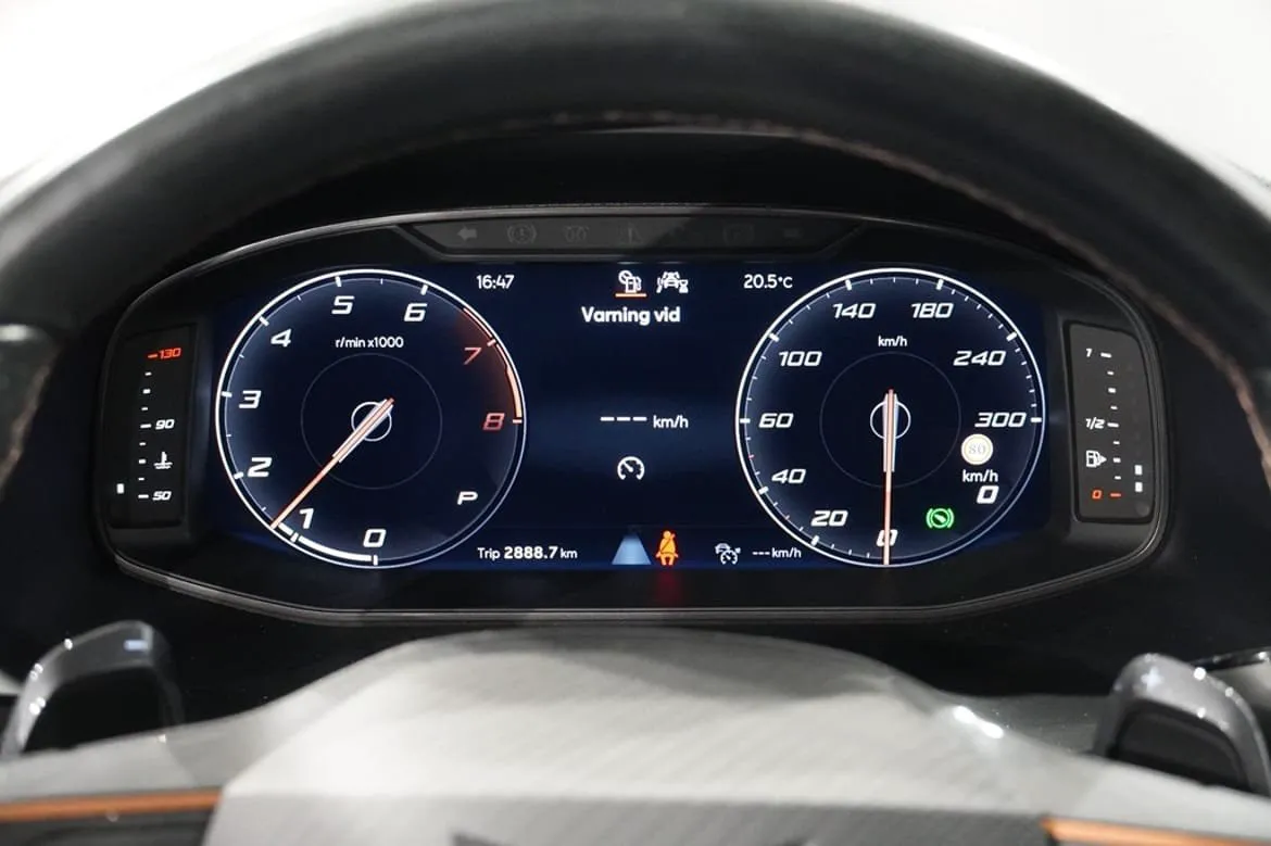 Vehicle image 8