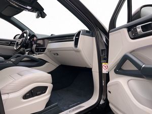 Porsche Cayenne bild 16