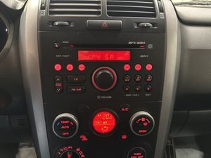 Suzuki Grand Vitara bild 13