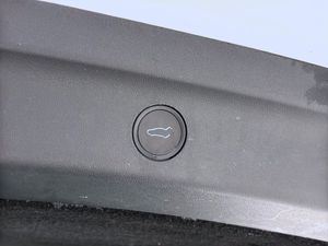 Tesla Model Y bild 10
