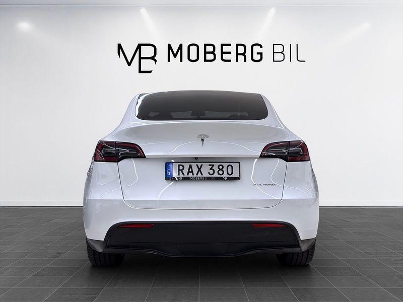 Tesla Model Y bild 8