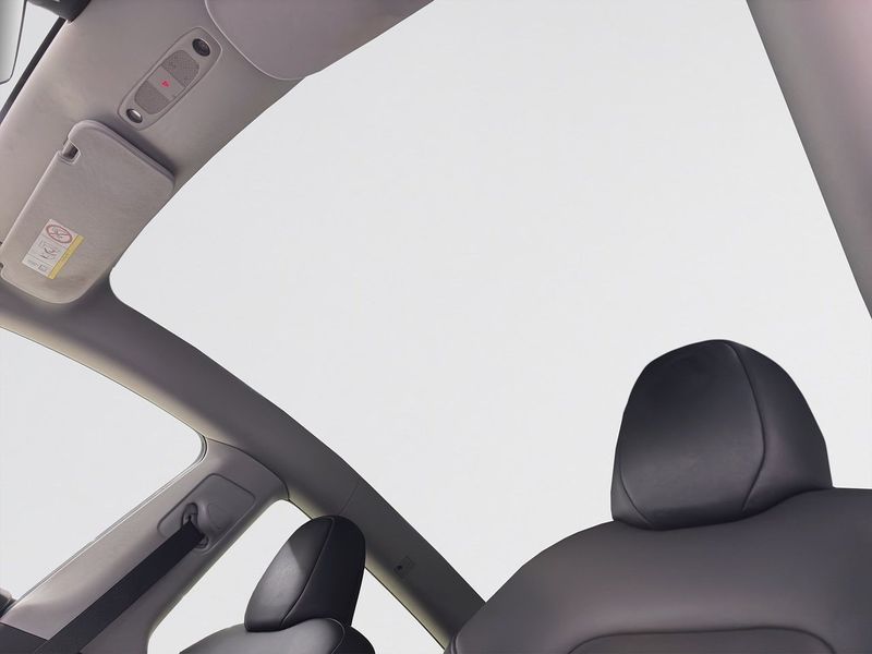 Tesla Model Y bild 17