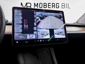 Tesla Model Y bild 18