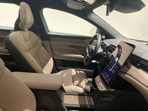 Volvo ES90 bild 7