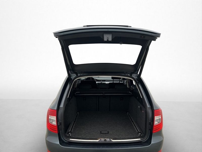 Skoda Superb bild 9