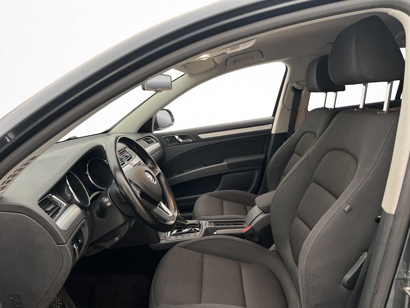 Skoda Superb bild 12