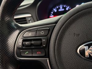Kia Optima bild 19