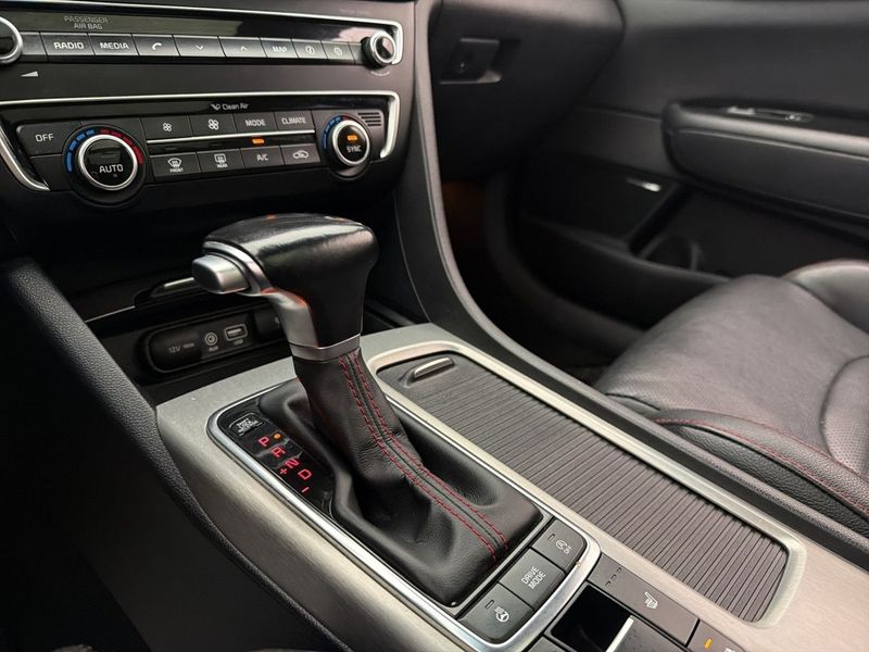 Kia Optima bild 25