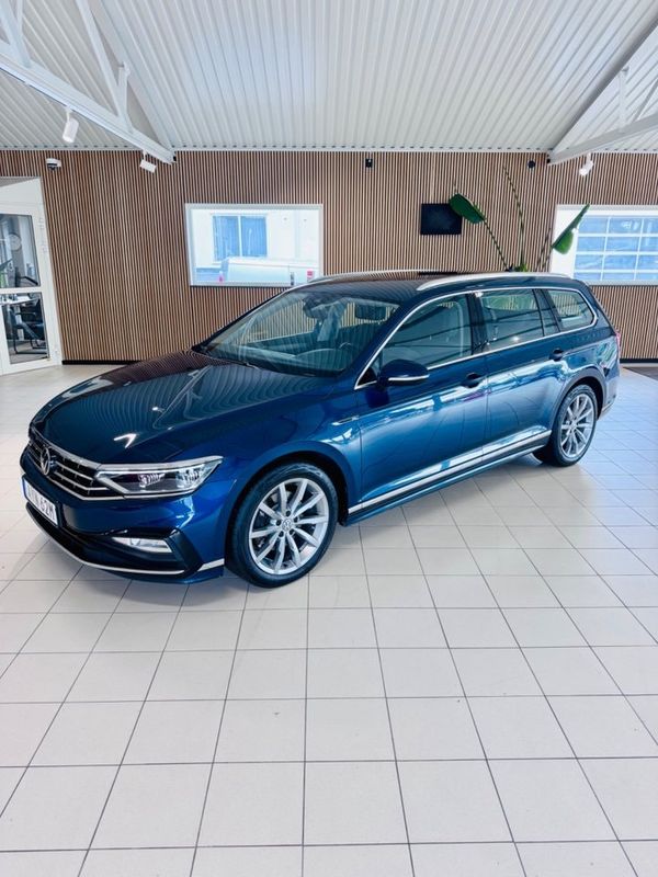 Volkswagen Passat 2.0 TDi 4M / R-Line / Värmare / GPS - 2021