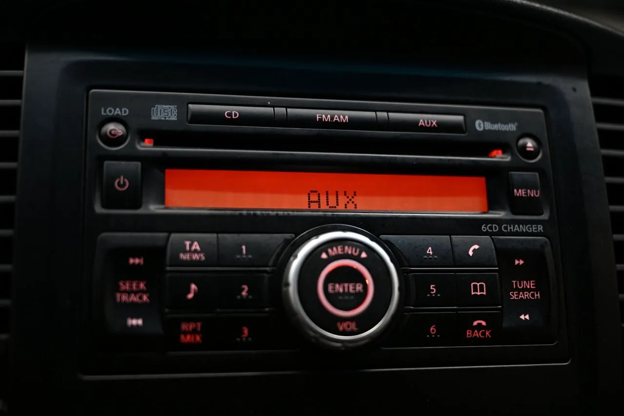 Vehicle image 20