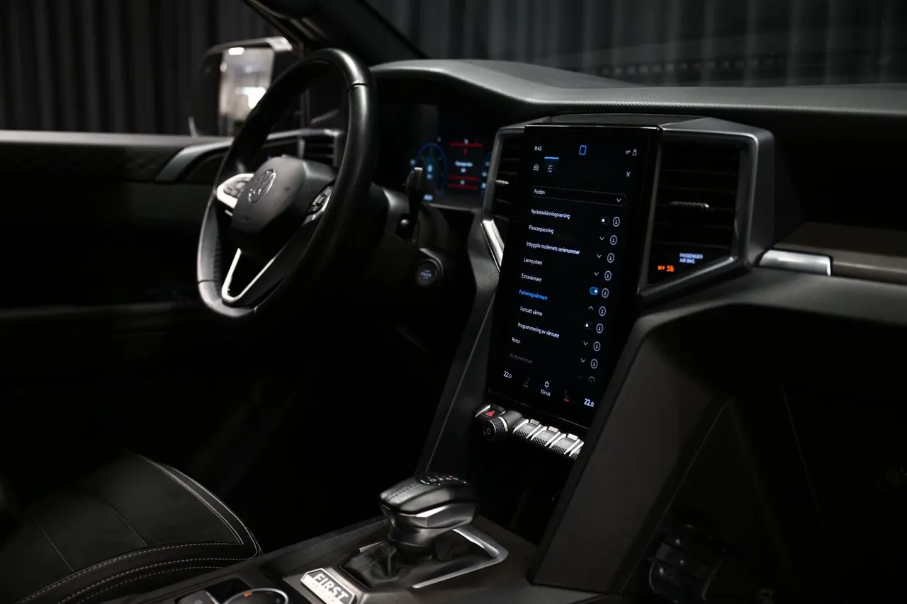 Vehicle image 36