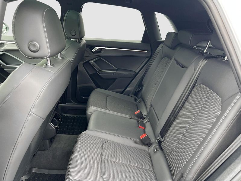 Audi Q3 bild 12