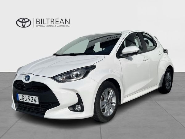 Toyota Yaris 1.5 Hybrid Active Komfortpaket Vinterhjul Ingår! - 2022