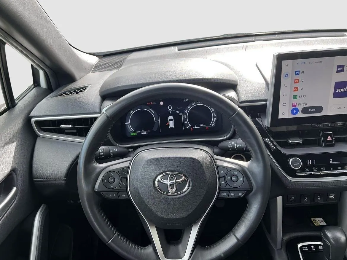Vehicle image 8