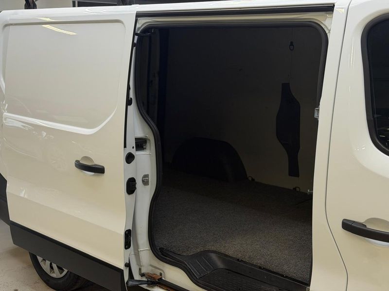 Renault Trafic bild 19