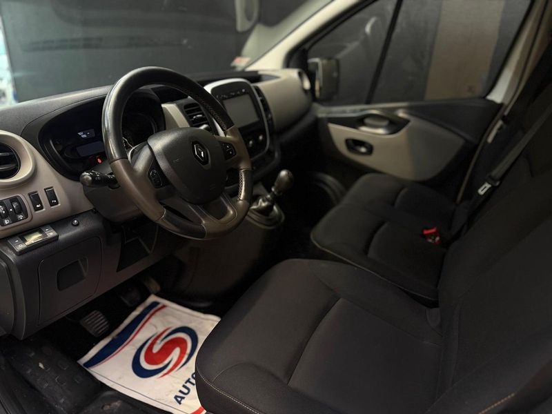 Renault Trafic bild 10