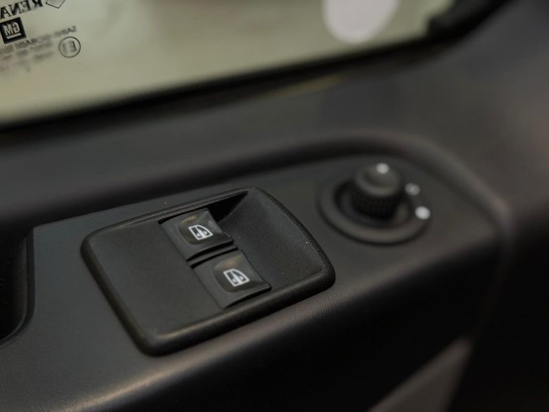 Renault Trafic bild 14