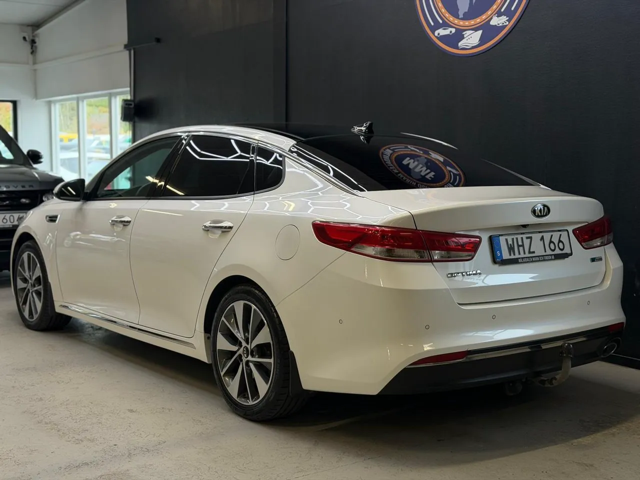 Vehicle image 20