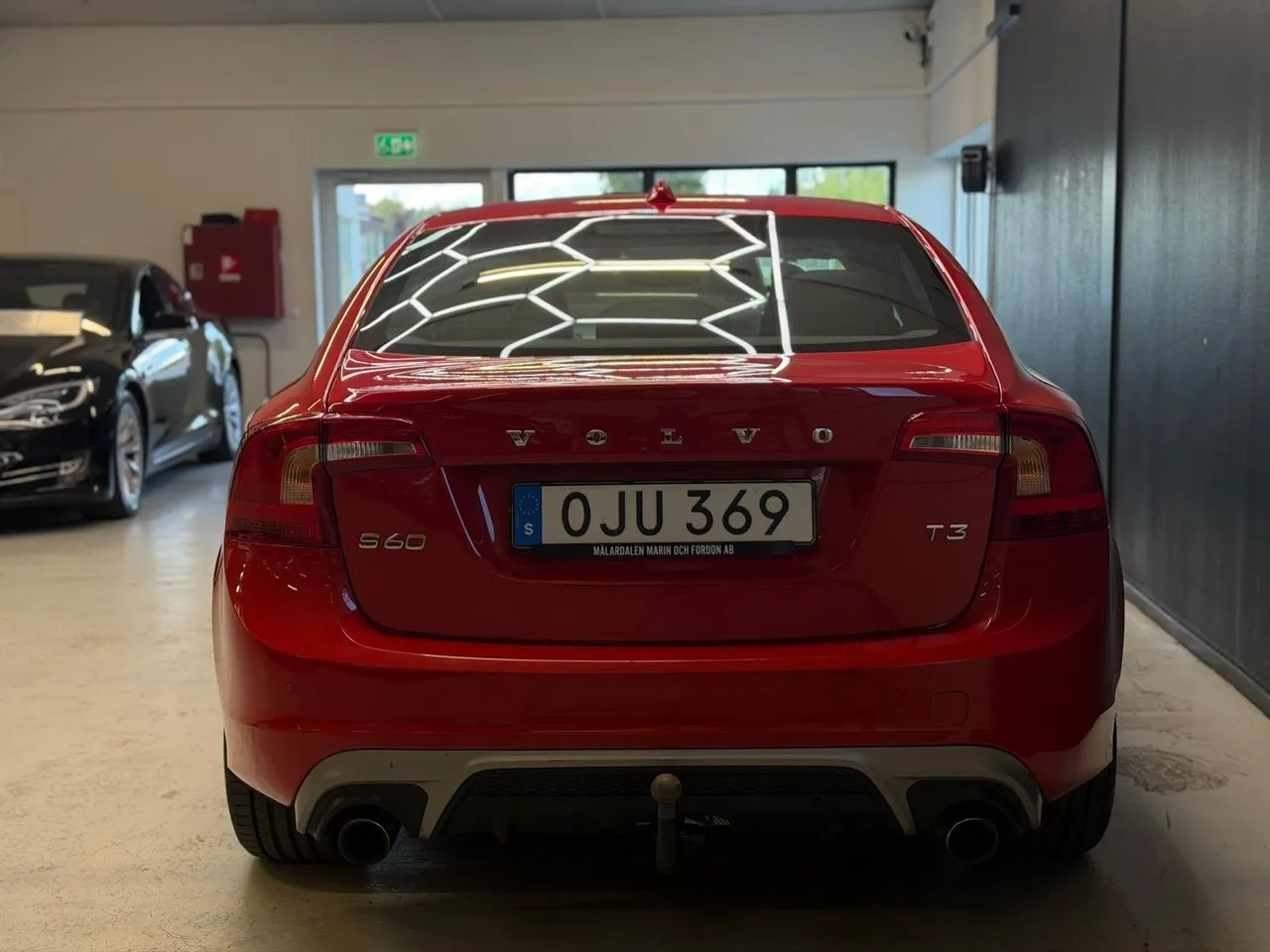 Vehicle image 21