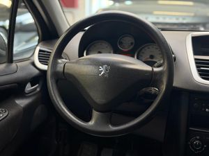 Peugeot 207 bild 9