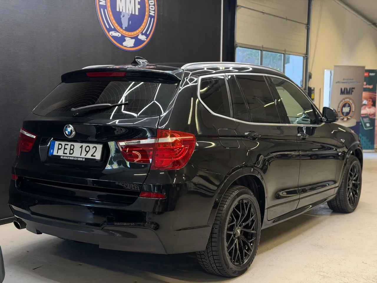 Vehicle image 21
