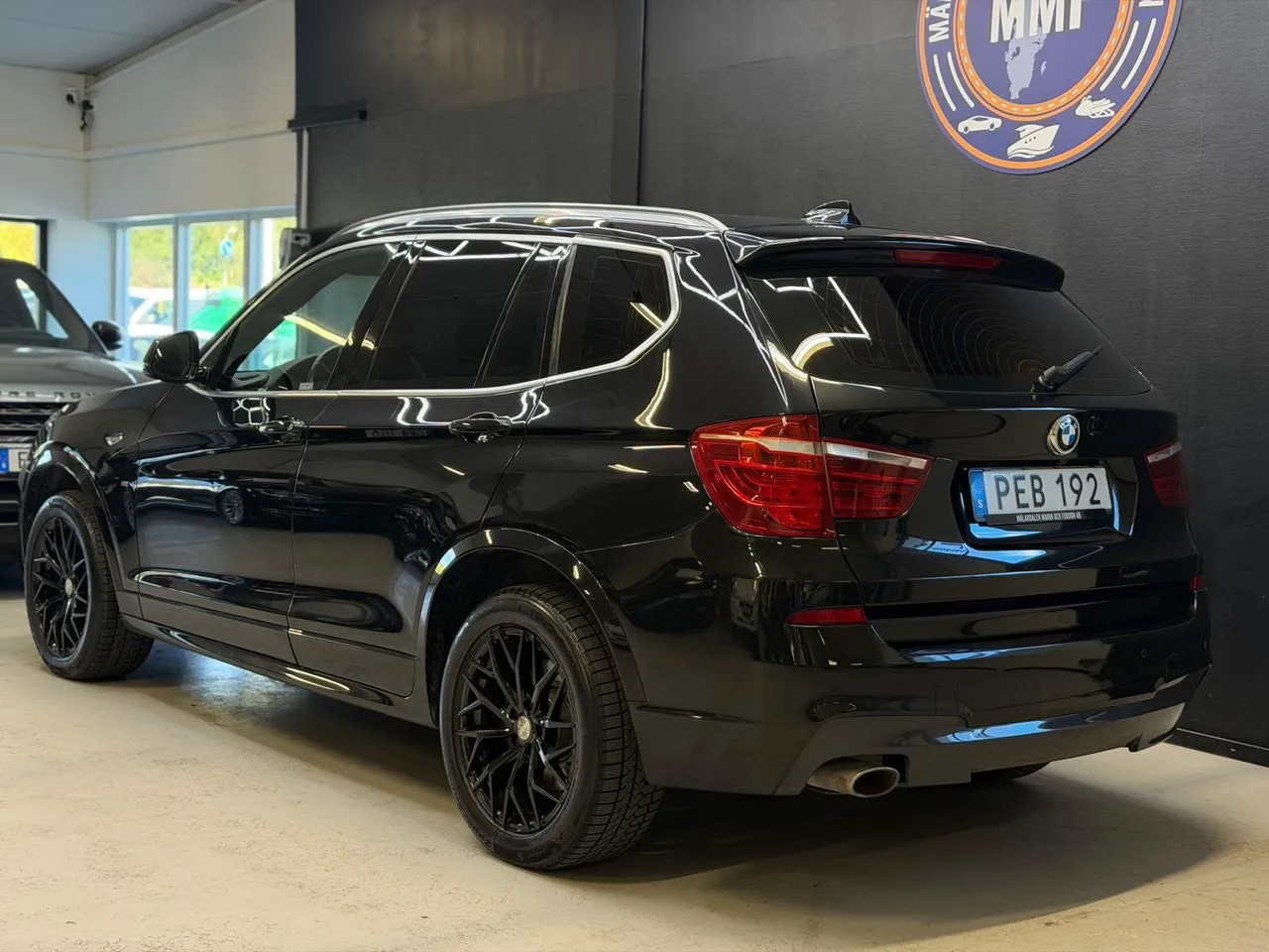 Vehicle image 20