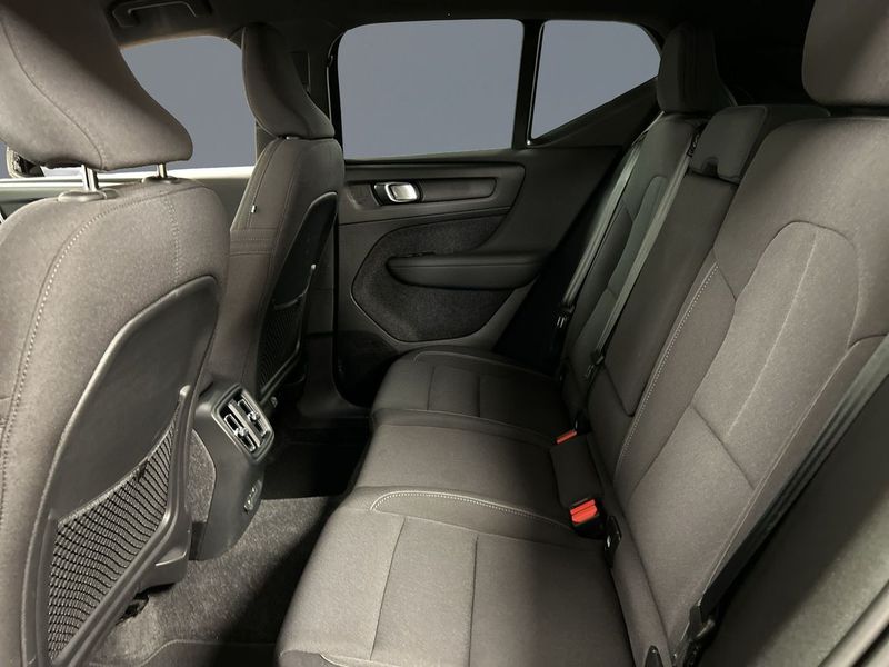 Volvo EX40 bild 8