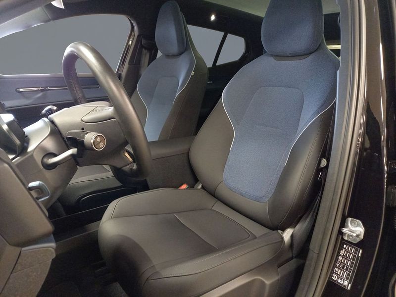 Volvo EX30 bild 6