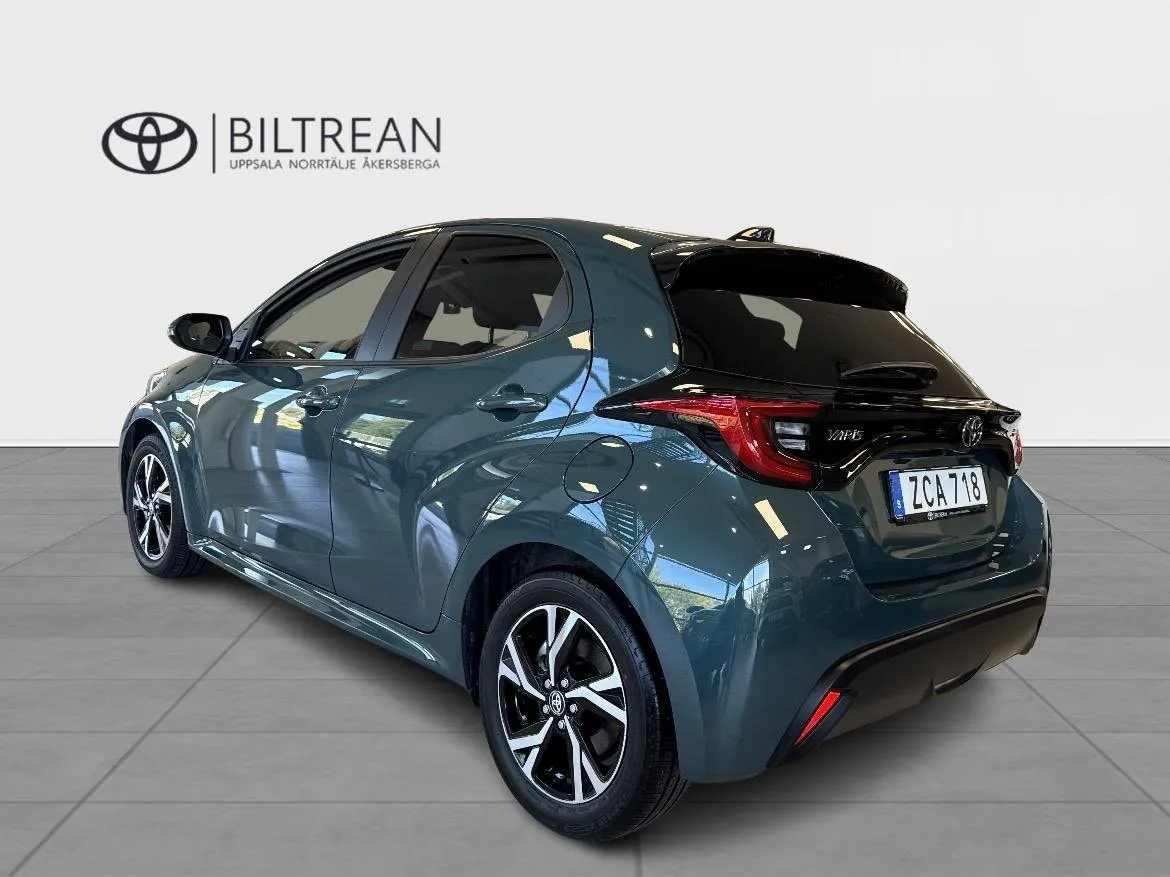 Vehicle image 2