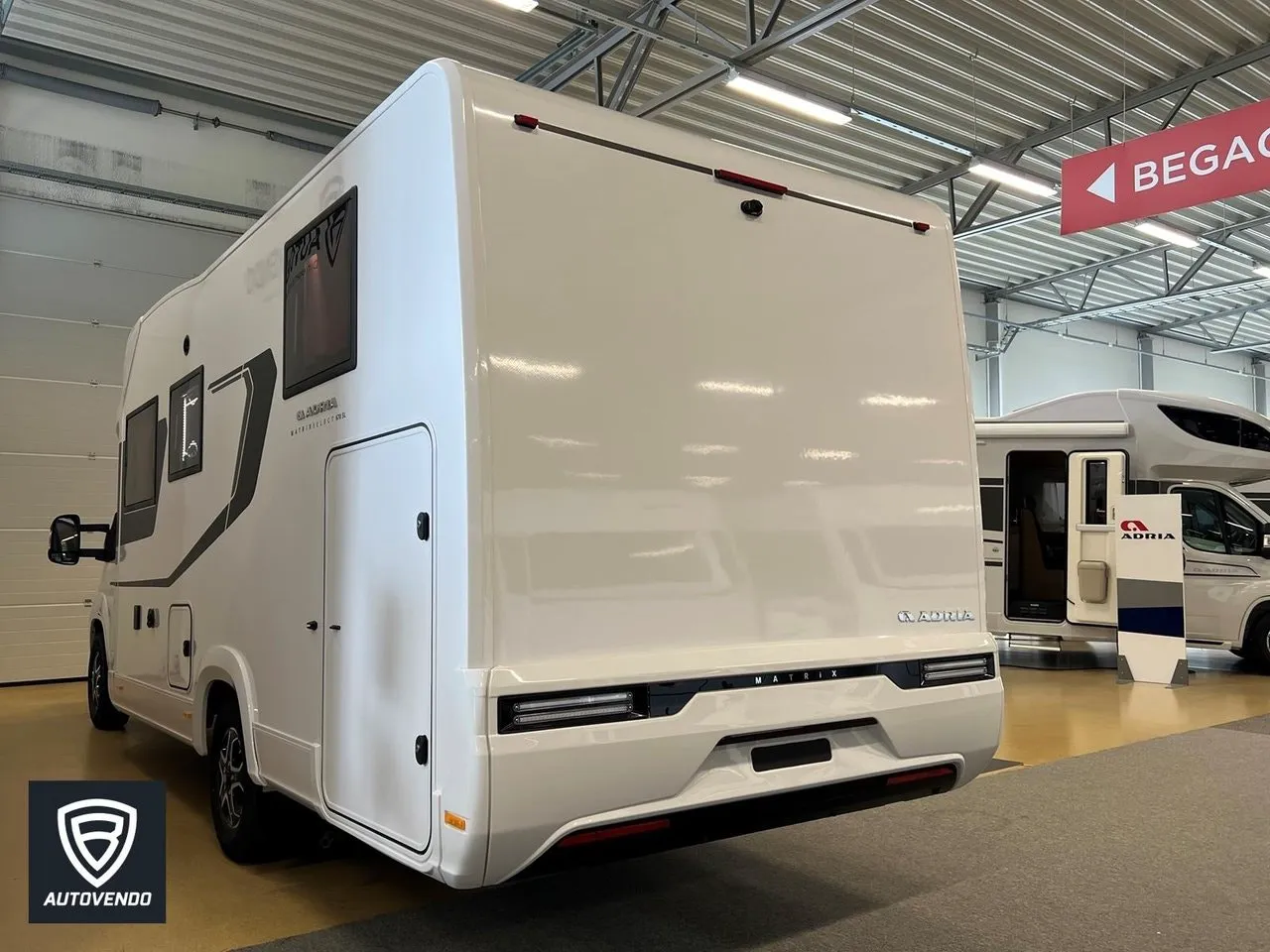 Vehicle image 22