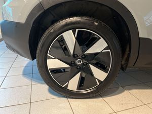 Volvo EX40 bild 10