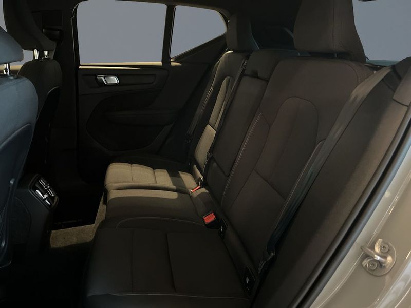 Volvo EX40 bild 8